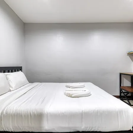 Red Pin Inn 好运旅馆 Bangkok Exterior photo